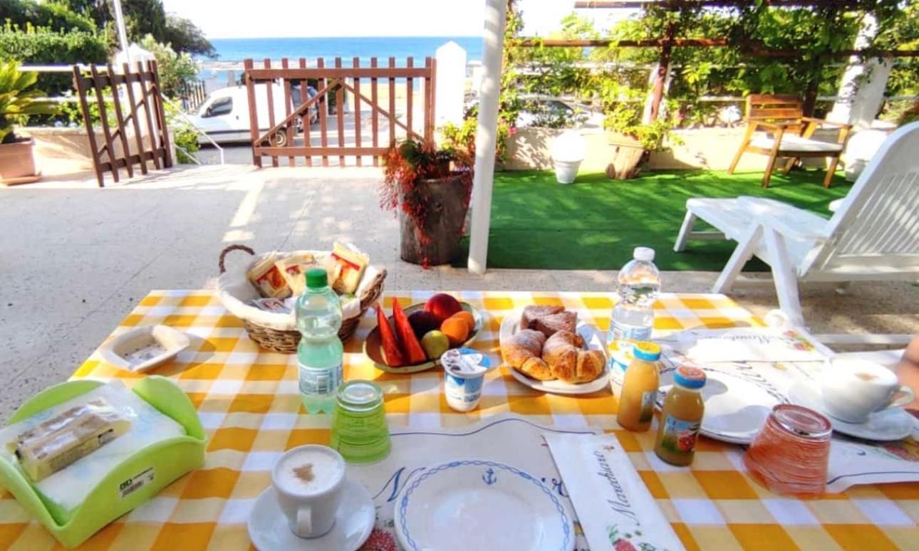 Bed and Breakfast Mare Chiaro Torre Vado Exterior foto